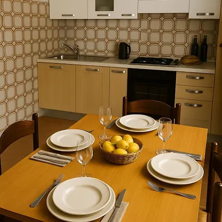 Apartment Al Minatore Appartamento Panoramico Tra Mare E Montagna Con Parcheggio Gratuito *