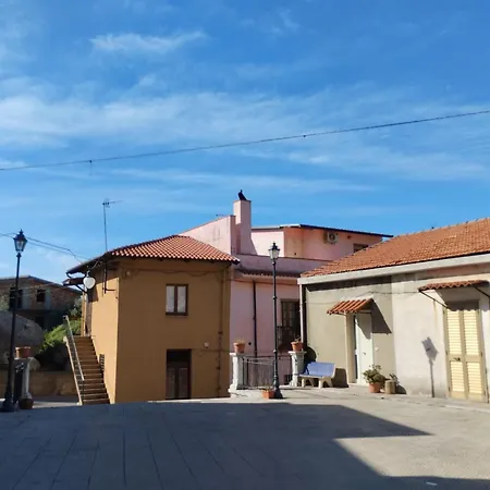 6 Kilometri Dal Mare E Dall'aspromonte Visita Canyon E Castello *