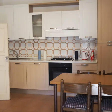 Apartment Al Minatore Appartamento Panoramico Tra Mare E Montagna Con Parcheggio Gratuito