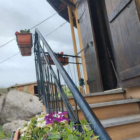 6 Kilometri Dal Mare E Dall'aspromonte Visita Canyon E Castello Daire Motta San Giovanni