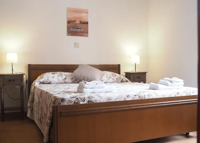 6 Kilometri Dal Mare E Dall'aspromonte Visita Canyon E Castello Motta San Giovanni